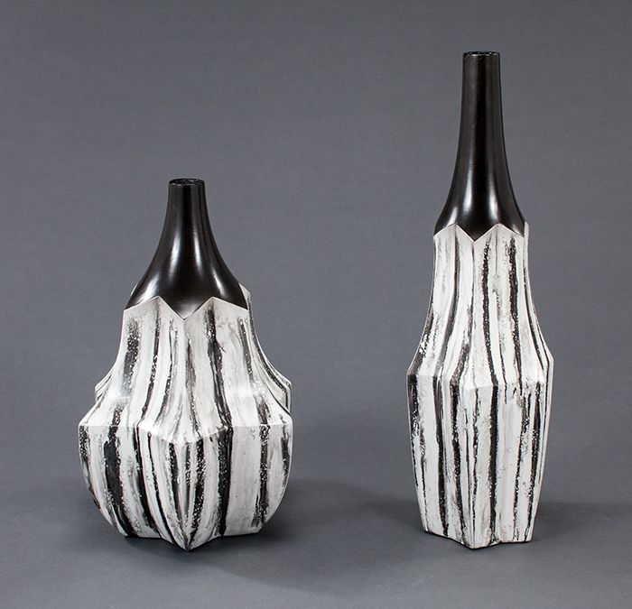 Artmax Vase (Right Image) 4480-VA1