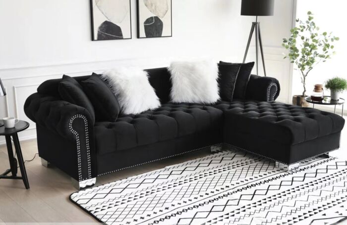 Yaz Black Sectional